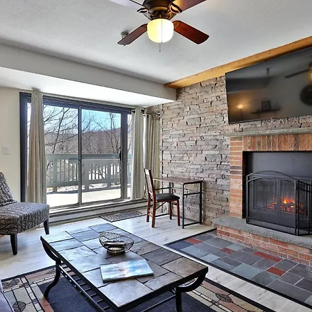 Cozy 1Br, 1Ba Mountain Green Condo With Amenities And Discounted Lift Tickets - Shuttle, Pool, Hot Tub, Sauna, Gym